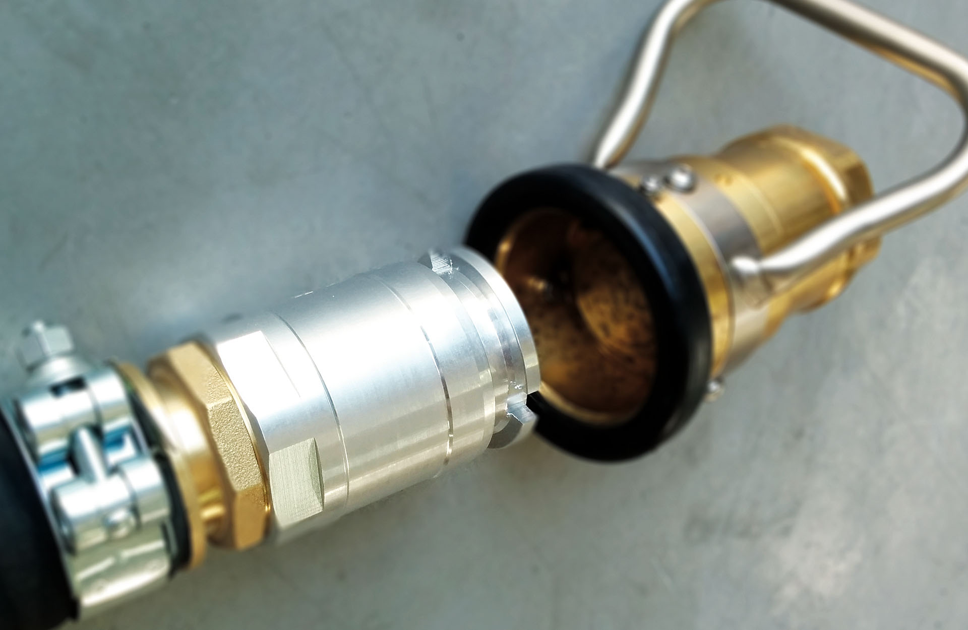 SAFETY QUICK DRY COUPLING